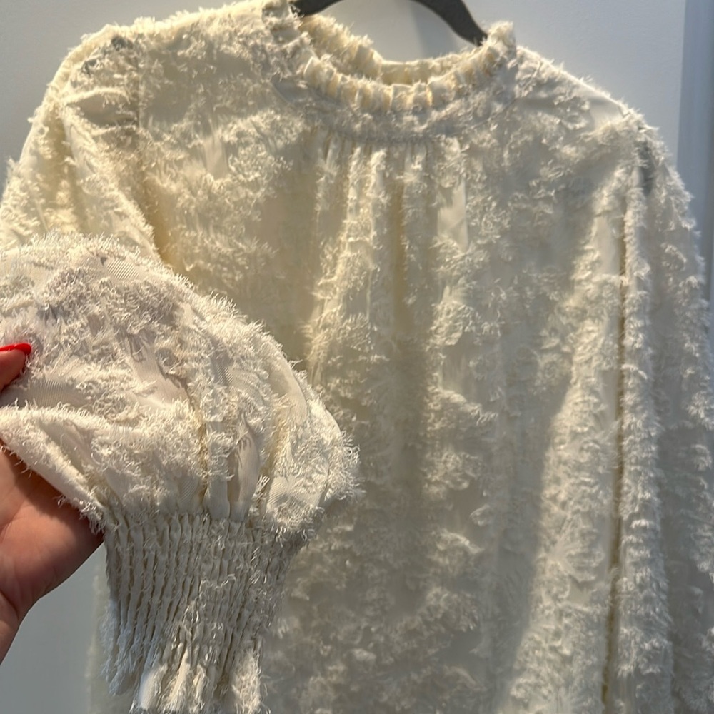 Small Off-white/Cream Blouse With Texture